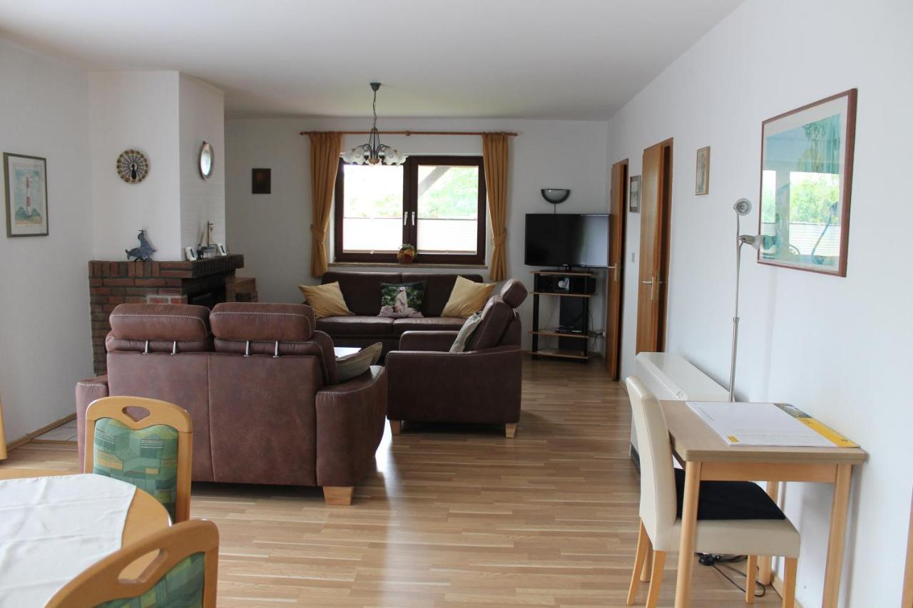 Haus Seerobbe-Erdgeschosswohnung Fehmarn Dış mekan fotoğraf